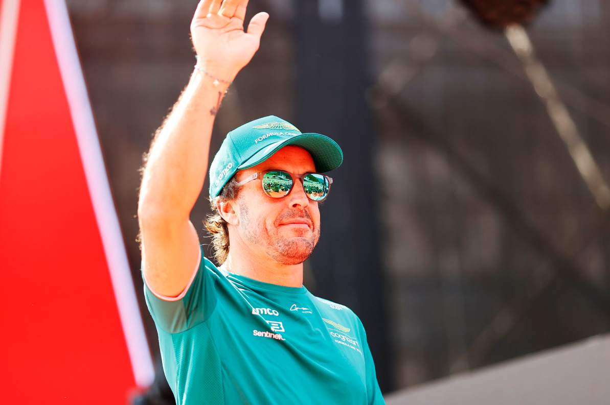 开云体育app-迈凯伦力克梅赛德斯,阿隆索高光表现 第1张 开云体育app-迈凯伦力克梅赛德斯,阿隆索高光表现 第1张