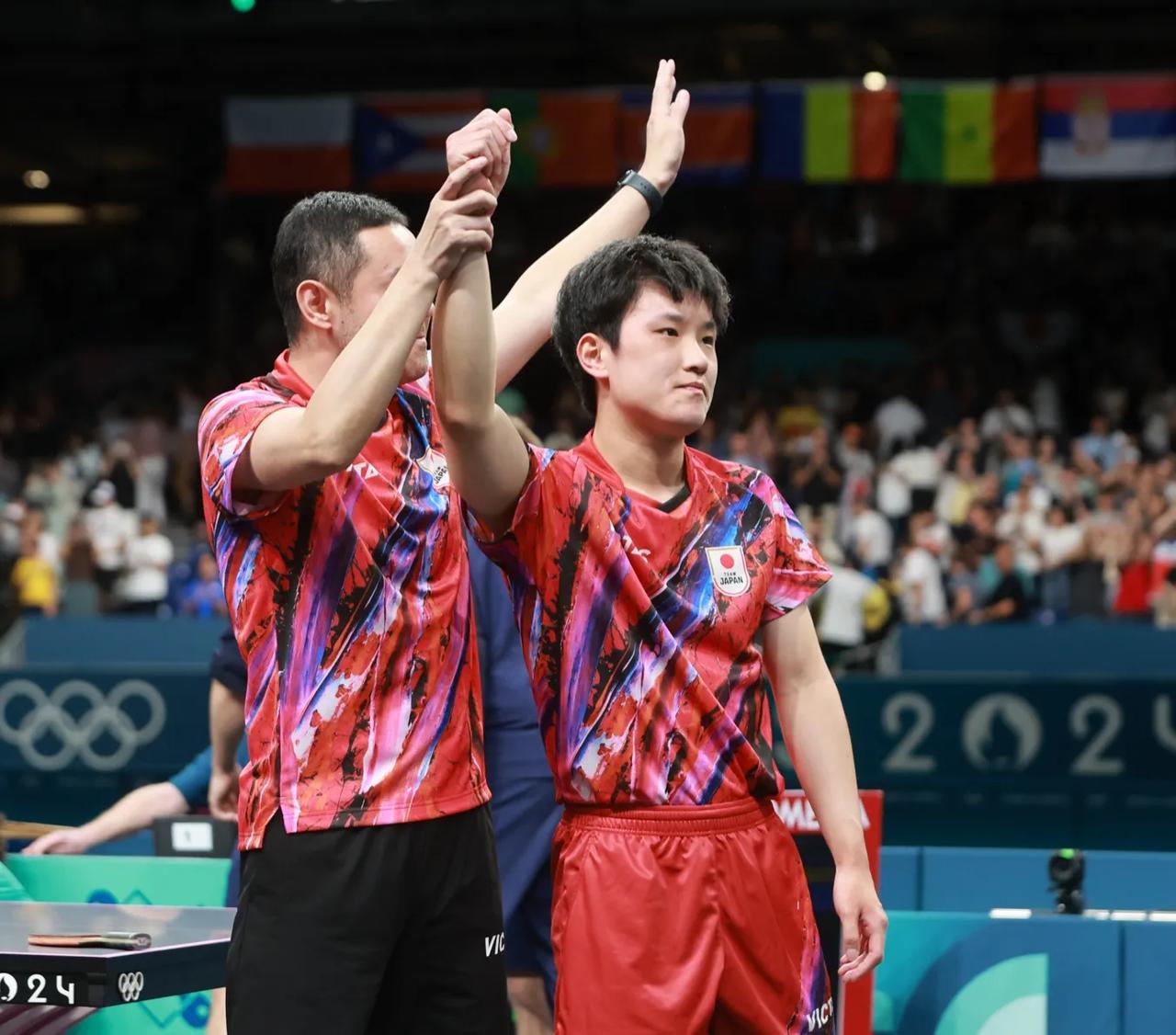 开云体育2026-日本队力克瑞典队，张本智和统治全场  第2张