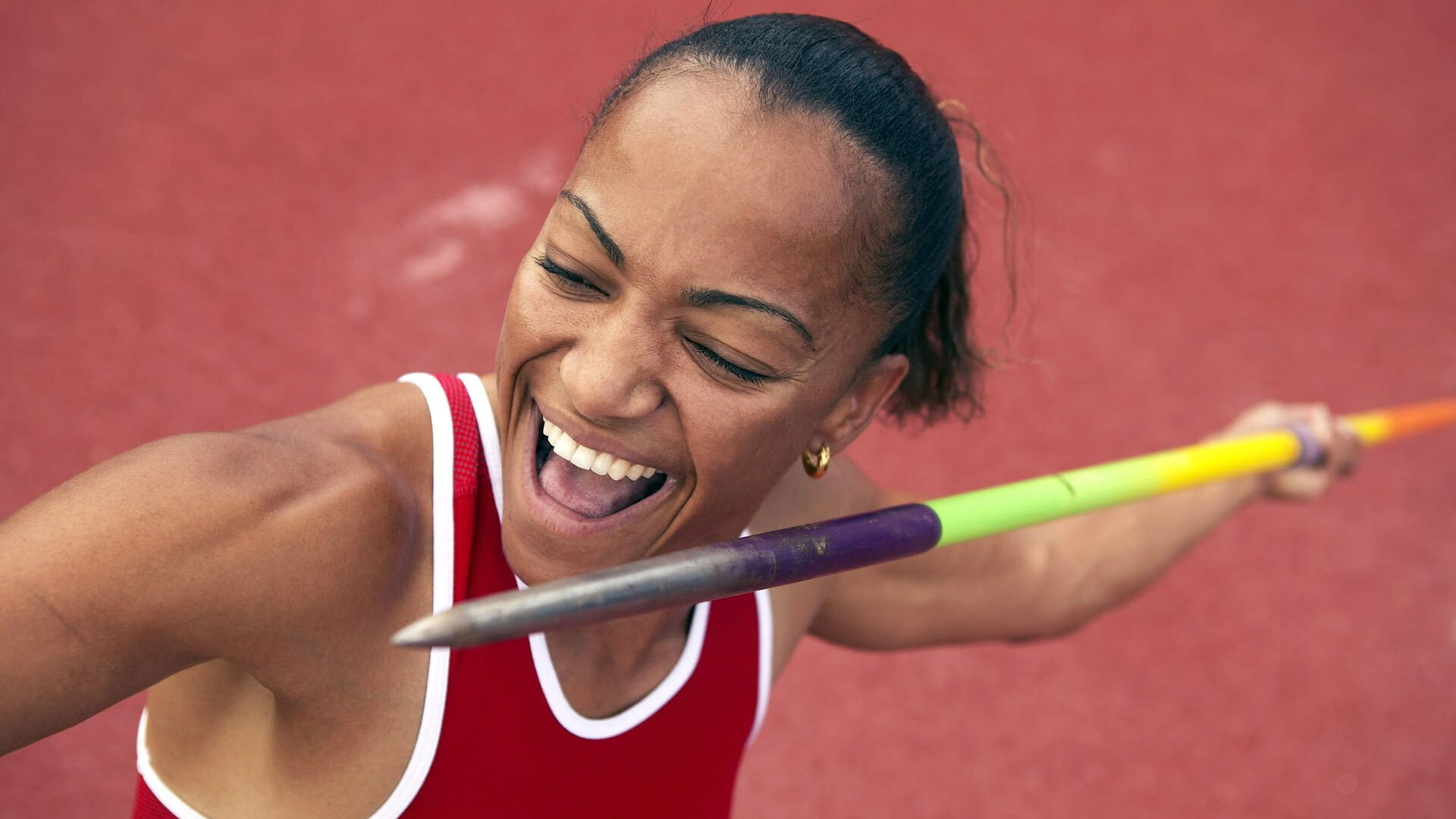 开云体育-贝恩大场面先生！广东队险胜活塞，他一人扛起球队